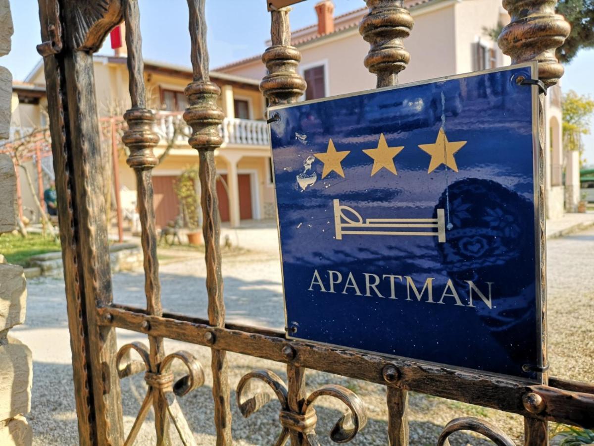 Apartment Poesia Poreč Eksteriør billede